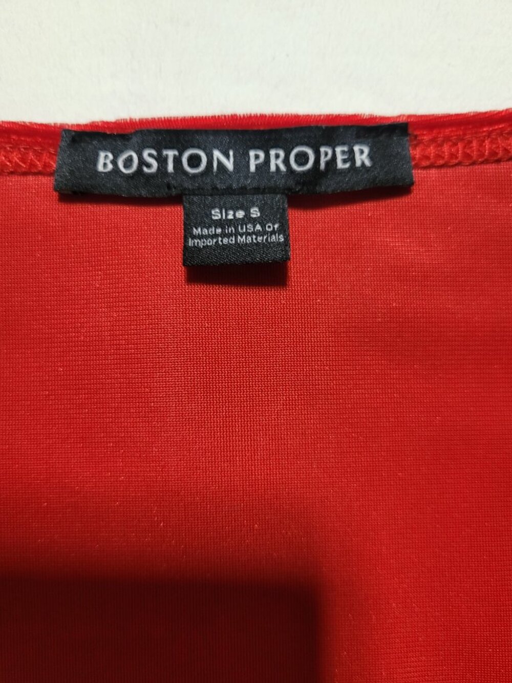 Boston Proper Red Velvet Scoop Neck 3/4 Sleeve Top Small Stretch Blouse Holiday - Picture 3 of 8